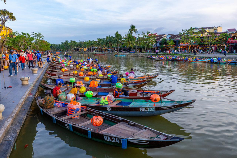 Hoi An: Full-Day Marble Mountain and Ancient Town TourShared Tour