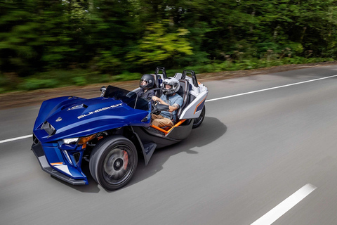 Esplora Oahu in sella a una Polaris SlingshotEsplora Oahu con una Polaris Slingshot - 8 ore