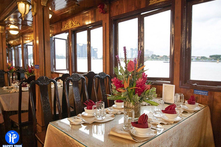 Diner tijdens cruise langs Saigon rivier en Sighseeing