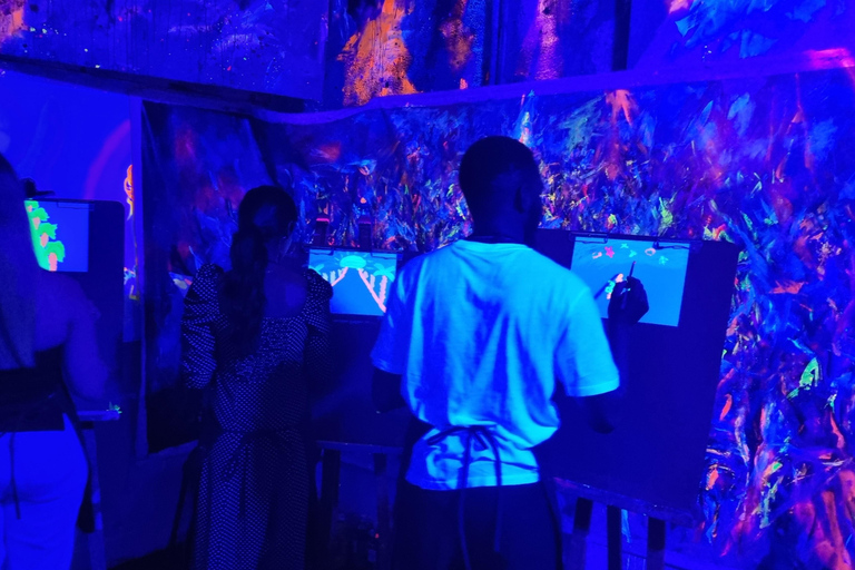 Lyon: Tarot Reading and Neon Painting Workshop