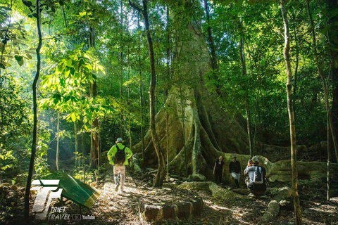 Parque Nacional de Cat Tien Tour Privado de 2 Días con Guía LGBTComida y hotel incluidos