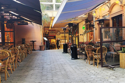 Athens: Top 10 Hidden Gems Walking Tour with Surprise Stops