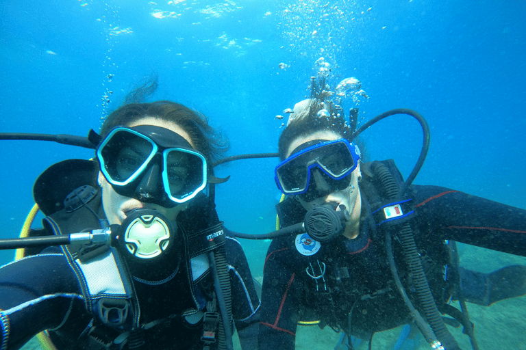 Genoa: first underwater dive
