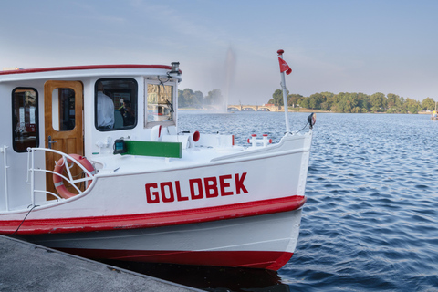 Hamburg: Hop-On Hop-Off Bus with Alster Cruise