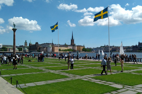 Stockholm: Eine Schönheit auf dem Wasser - Altstadtrundgang und BootsfahrtStockholm: Eine Schönheit auf dem Wasser - Altstadt und Bootsfahrt