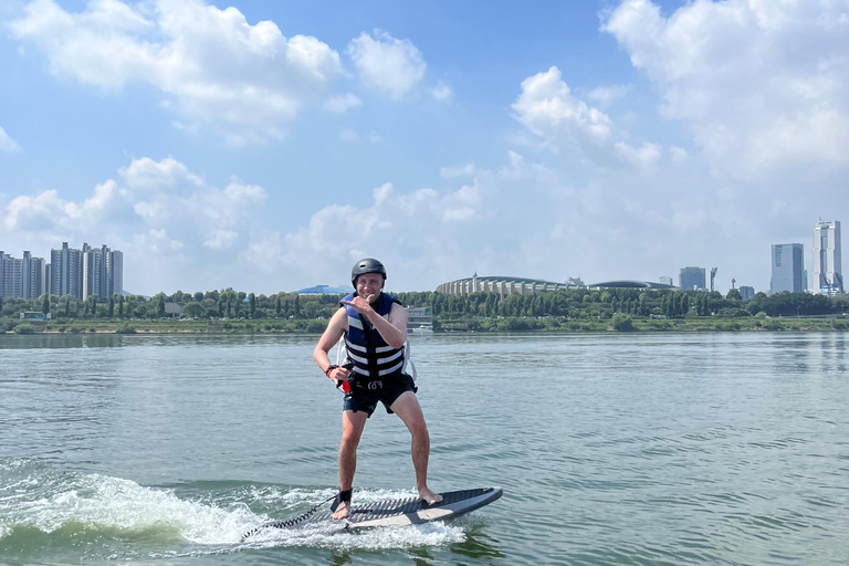 Seoul: Efoil Experience in Han River E-foiling experience