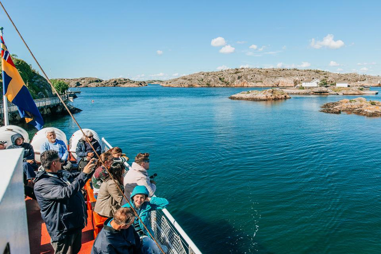 Gothenburg: Archipelago Cruise with Swedish Fika (Guided)