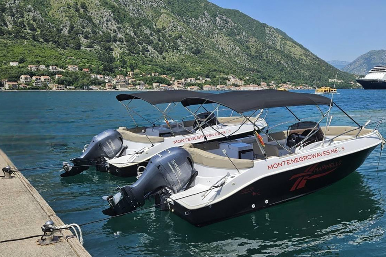 Speed Boat Tour to Blue Cave, Lady of Rocks and Mamula
