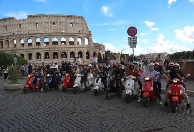 Tour fotografico di Roma in Vespa