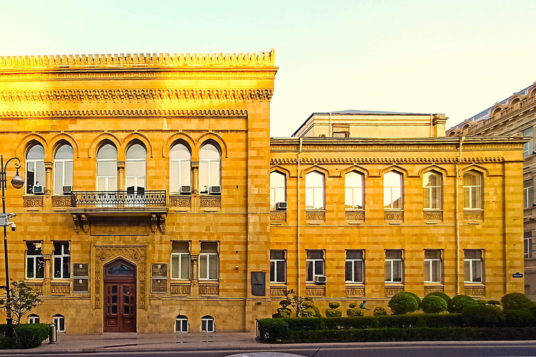 A Full-Day Baku's Oil Boom and Polish Heritage Private Tour