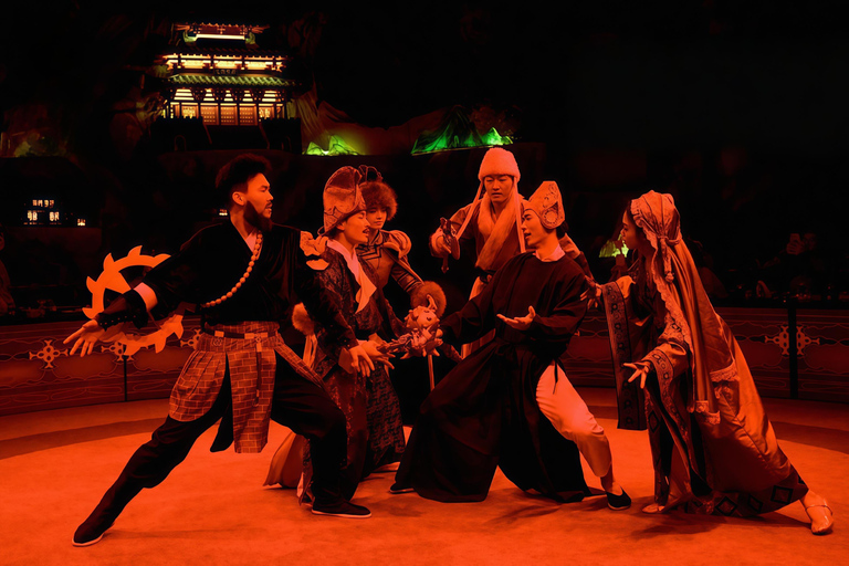 Shanghai: Dunhuang-Themed Dinner Show with Costumes VIP Seat Meal+Costume+Makeup
