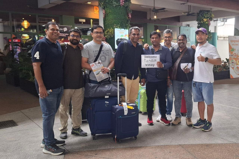 Phnom Penh: tour guidato della città con transfer aeroportuale