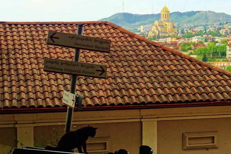 Authentic and secret Tbilisi – Private tour (price for 1 to 3 people)