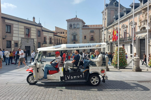 Madrid: Guided City Tour by Tuk Tuk1-hour Tuk Tuk Tour