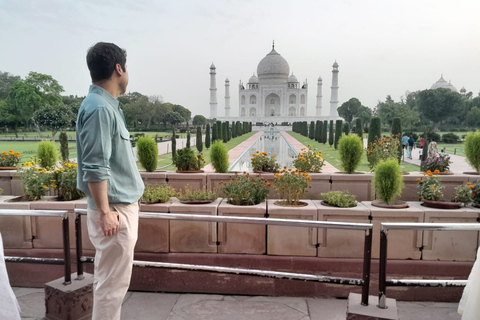 Z Delhi: luksusowa wycieczka po Złotym Trójkącie trwająca 05 dniobejmuje prywatny samochód Ac + lokalny przewodnik + 4* hotel