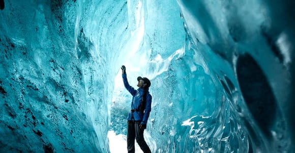 Jökulsárlón: Vatnajökull Blue Ice Discovery & Glacier Hike