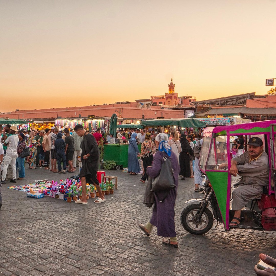 Marrakech : visite nocturne de la médina exotique et de la place animée Djemaa El Fna - medina