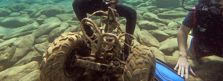 Héraklion : Plongée d'introduction pour débutants avec 2 plongées avec transfert.