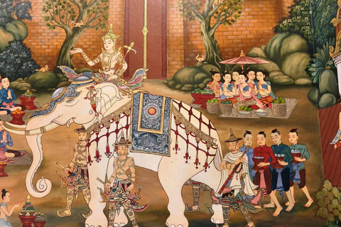 Chiang Mai: Old City Walking Tour with Temples & History Small Group Without Entry Fees