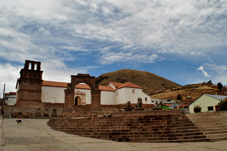 Lac Titicaca : Chucuito, Aramu Muru et Juli en une journée