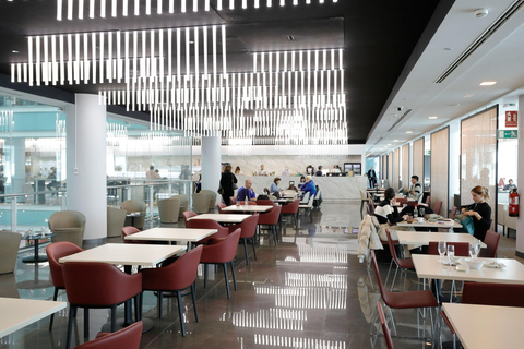 Barcelona: Toegang tot de Pau Casals VIP Lounge op de luchthaven (T1)