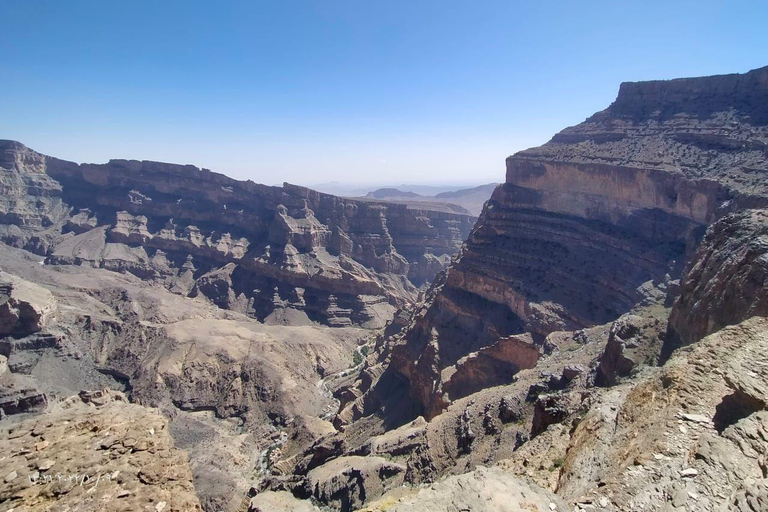 Tour Hoor-2 Days 1 Night In Jabal Shams (Canyon Oman) 2 Days,1 Night in Jabal Shams (Grand Canyon), Private Tour