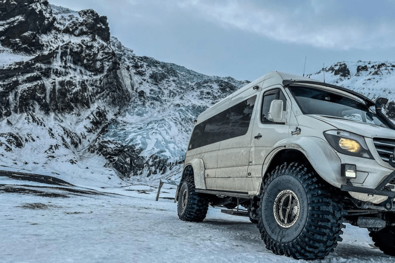 雷克雅未克：托尔斯莫克峡谷与埃亚菲亚德拉冰川之旅