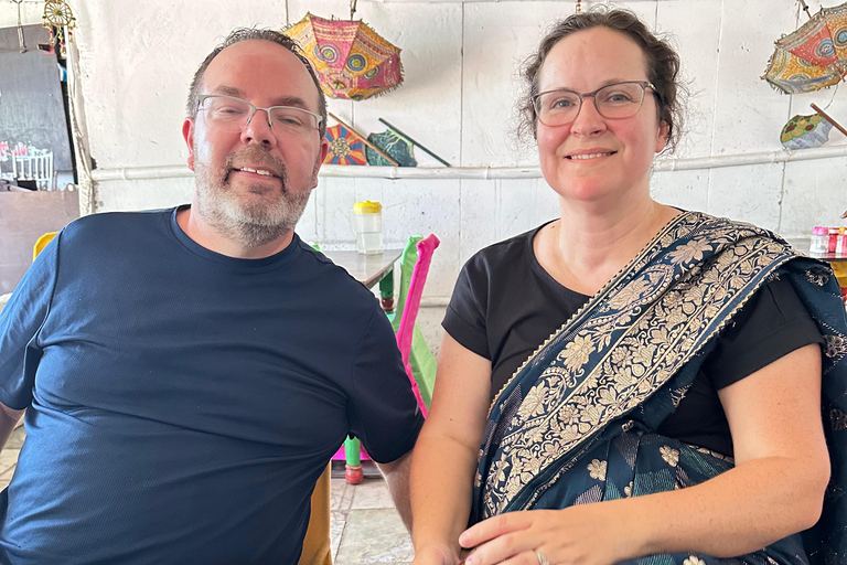 Delhi : excursion de 5 jours dans le Triangle d&#039;Or avec un guide germanophoneExcursion de 5 jours avec hébergement dans des hôtels 4 étoiles