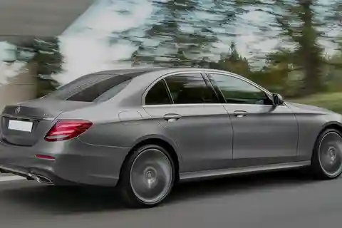 Private Transfer Within City Center & Airport