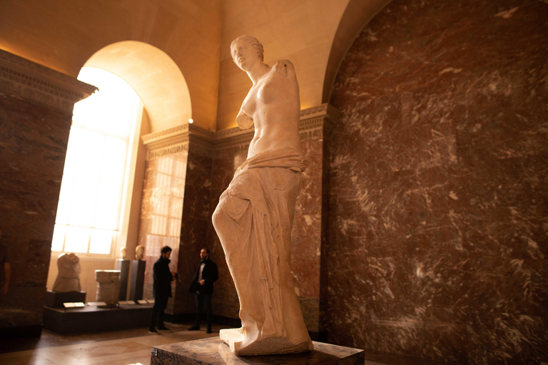 Paris: Louvre Mona Lisa Private Guided Tour with First Entry