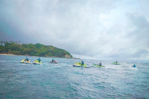 Phuket: Jet Ski Tour Patong Beach with 9 Check-in Points Have fun with a trip to 9 check-in points on Phuket Island.