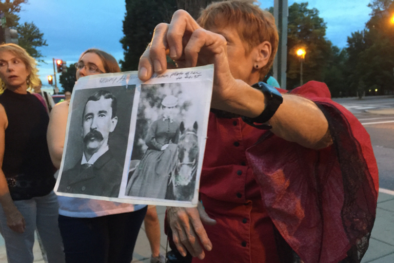 Nashville: Haunted History Walking Tour with Guide