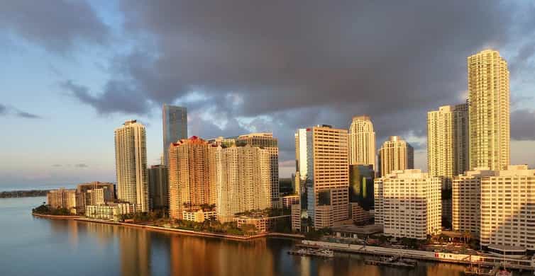 Miami Skyline Cruise of Millionaire Homes photo 9