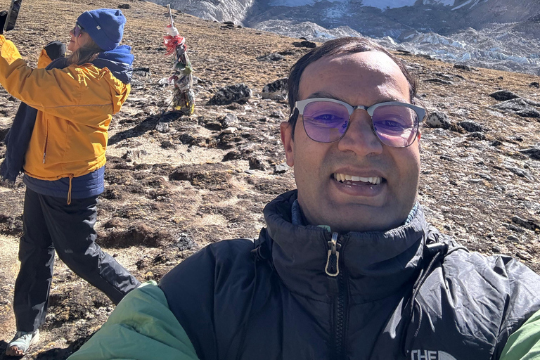 Everest Base Camp & Gokyo Lake Helicopter Flight landing Gokyo Lake Helicopter Flight Tour with Breakfast