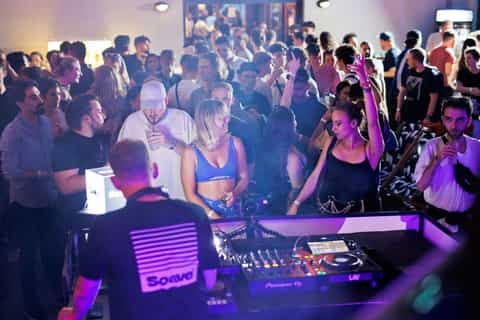 Nice : Tournée des bars cachés avec musique live et club de jazz