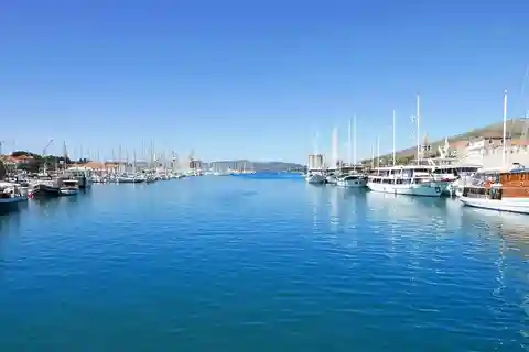 Split og Trogir halvdagstur med en lille gruppe, guidet tur