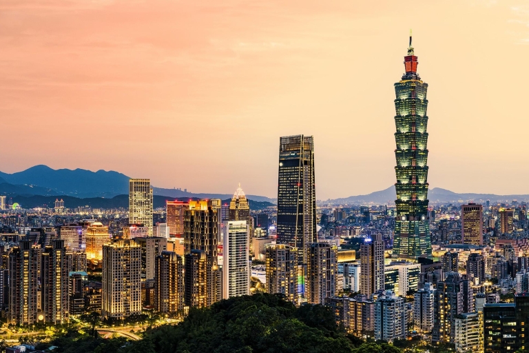 Taipei Touchdown: Make the Most of Your 6-Hour Layover 🛬 Taipei Touchdown: Make the Most of Your 6-Hour Layover