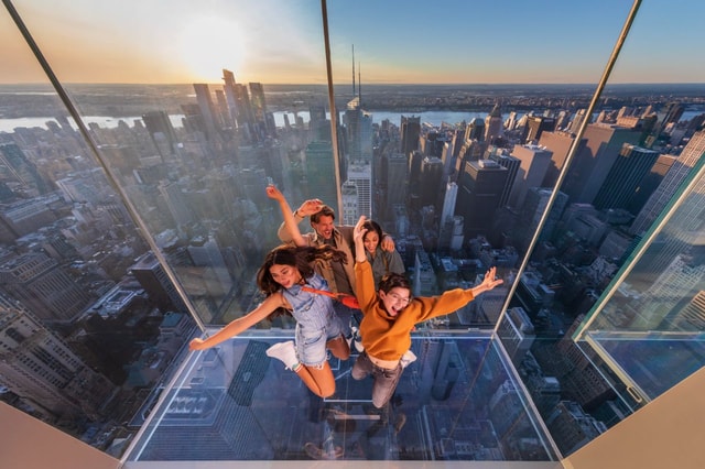 NYC: Skip-the-Line SUMMIT One Vanderbilt VIP Guided Tour