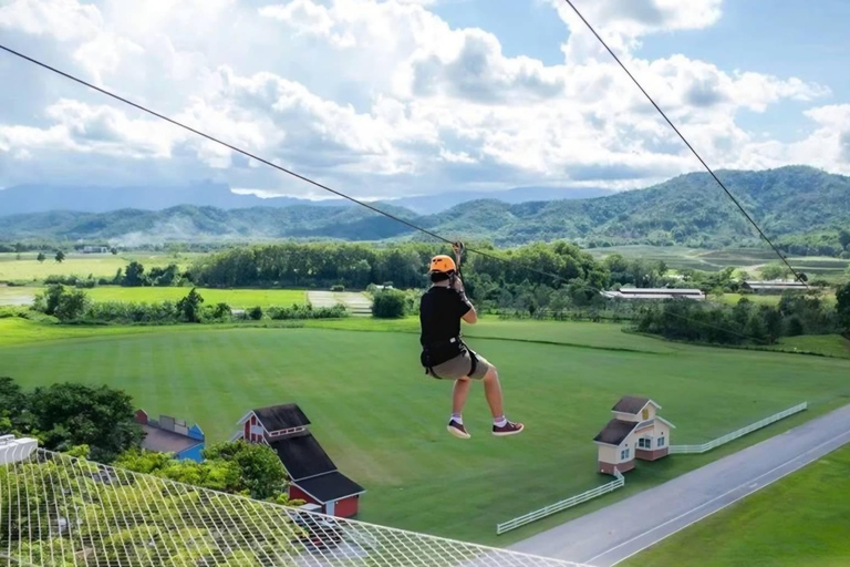 Descobre Chiang Rai: templos, arte e natureza cénicaDiscover Chiang Rai: Temples, Art, and Scenic Nature