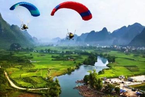 Yangshuo Paragliding and Hot Air Balloon Experience