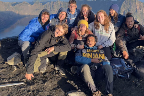 2-DAGEN Klimmen naar Rinjani topKlim naar de top van Rinjani