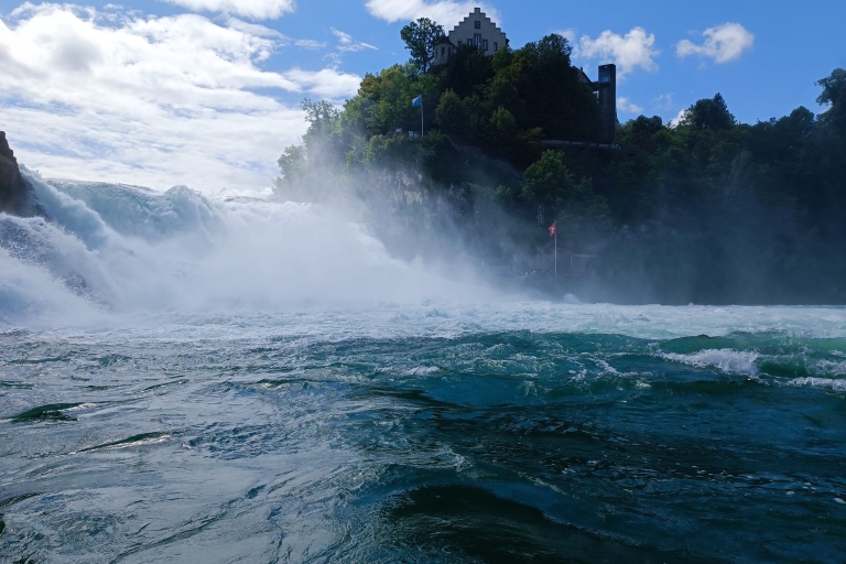 Rijnwatervallen en Stein am Rhein: privétour met een localRijnwaterval & Stein am Rhein: privétour met een local