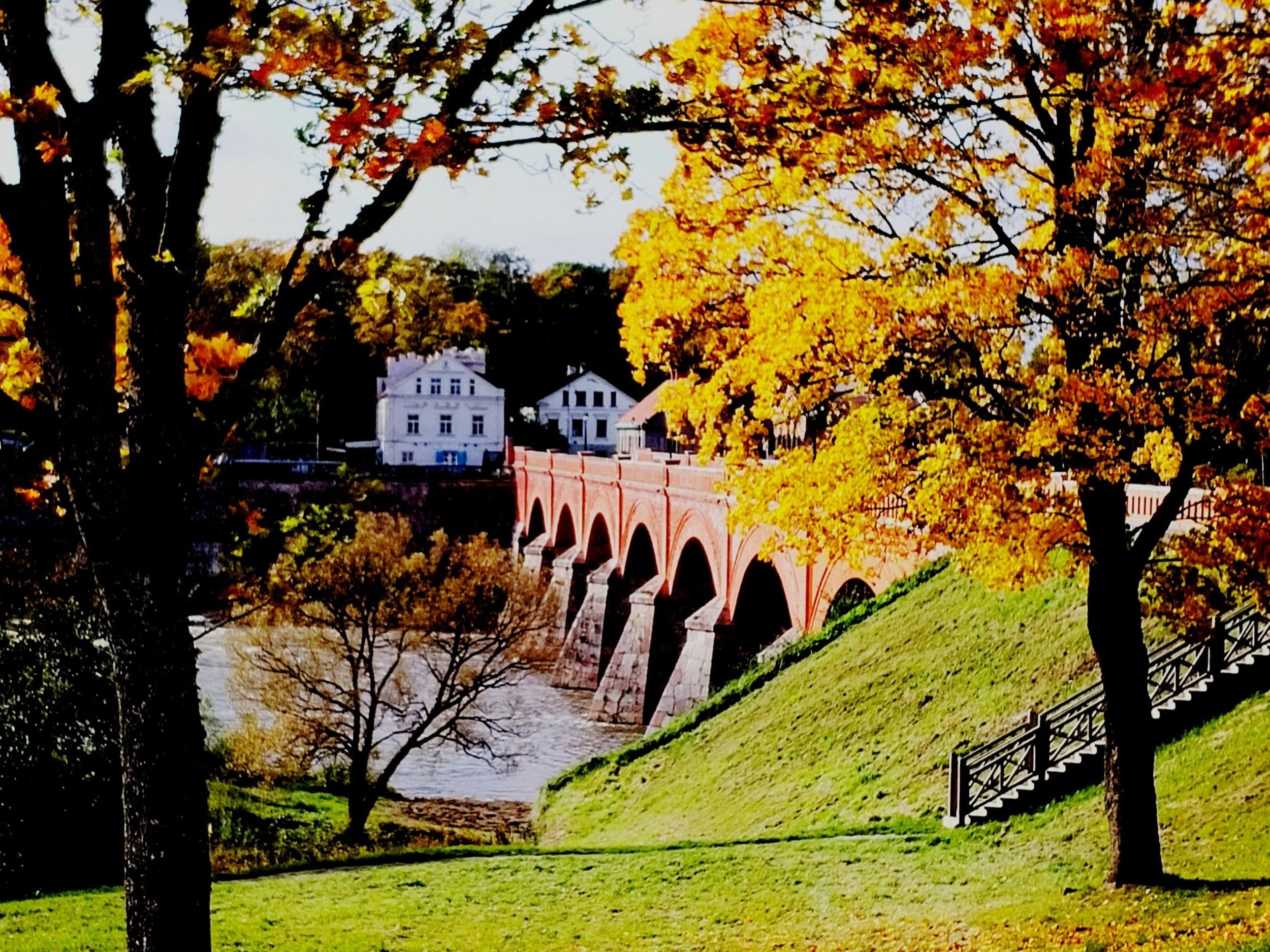 Geführte Tour zur UNESCO-Stadt Kuldiga und zum Venta River Wasserfall