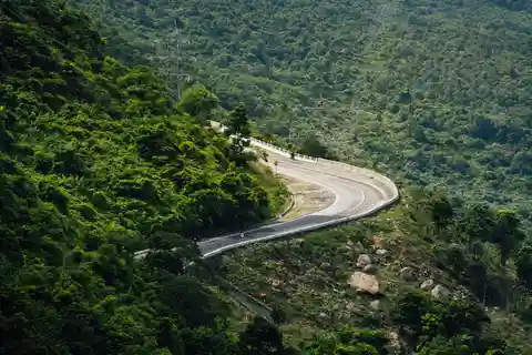 De Hue a Hoi An en autobús: Paso de Hai Van, Lang Co, Montaña de Mármol