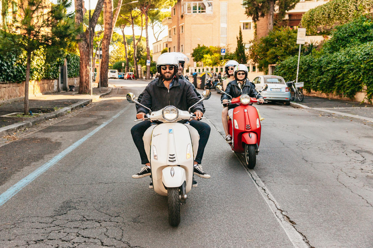 Rome: Lizzie McGuire Experience with Vespa Tour Rome: Vespa Tour Experience