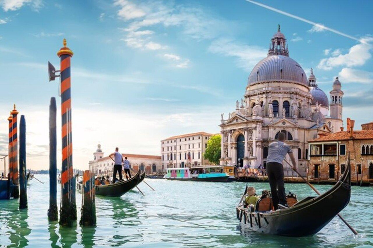Venice: Dorsoduro Guided Walking Tour Group Tour