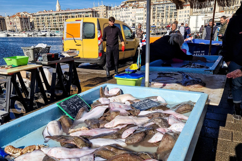 Marseille: Vestiges\Vieux Port\Le Panier\avec un Marseillais