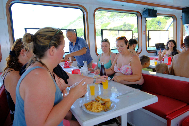 Marmaris: Luxury Boat Tour with Lunch Air-conditioned boat