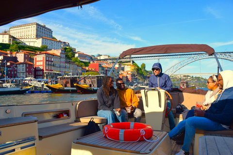 Oporto: Crucero de seis puentes por el Duero con bebidasCrucero en grupo compartido