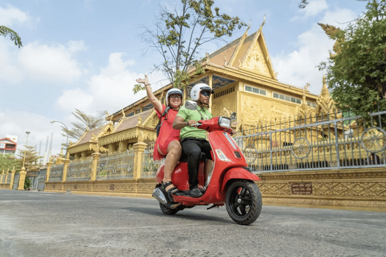 Wycieczka po mieście Phnom Penh Vespą